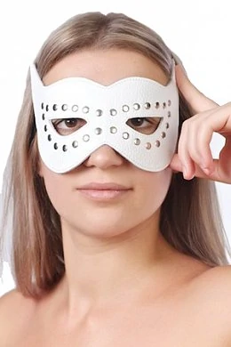 Изготовлена из натуральной кожи с велюровой подкладой