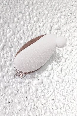 ef5b6d9e-3115-425c-92b1-856081fedfee