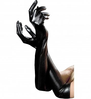 celebrity-outfit-dupes-306586-1680766094955-main