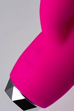 6a9d10e5-6c9e-49a5-9a19-592354e7e49f