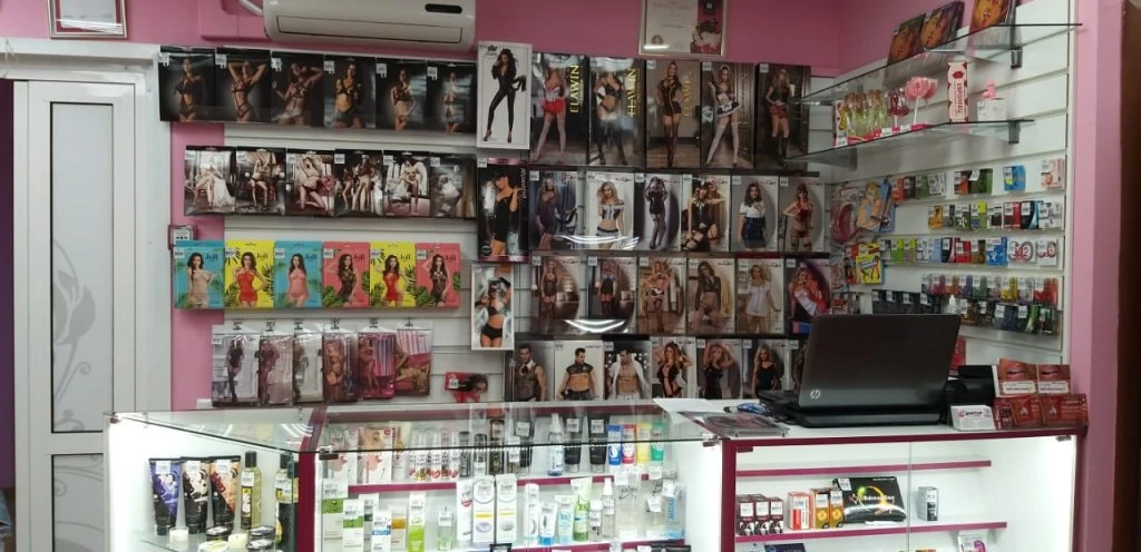 Секс шоп Доктор Любви Блюхера 7 Белье и смазки.jpeg