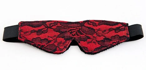 Кружевная маска красная