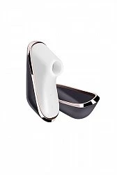 Вакуум-волновой бесконтактный стимулятор клитора Satisfyer Pro Traveler черно-белый